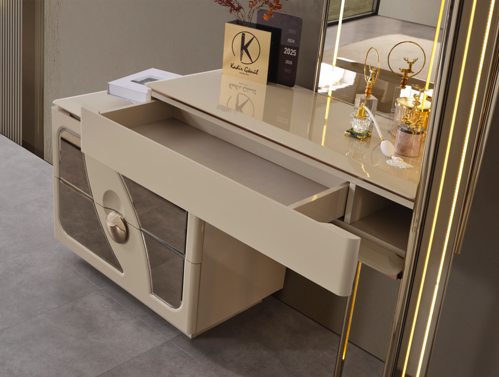 Gucci Yatak Odası - Görsel 14